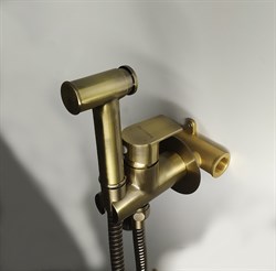 Гигиенический душ встраиваемый Bennberg 18K0370BR бронза - фото 4358969
